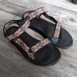 Teva Sandals Velcro Size 7 Blue